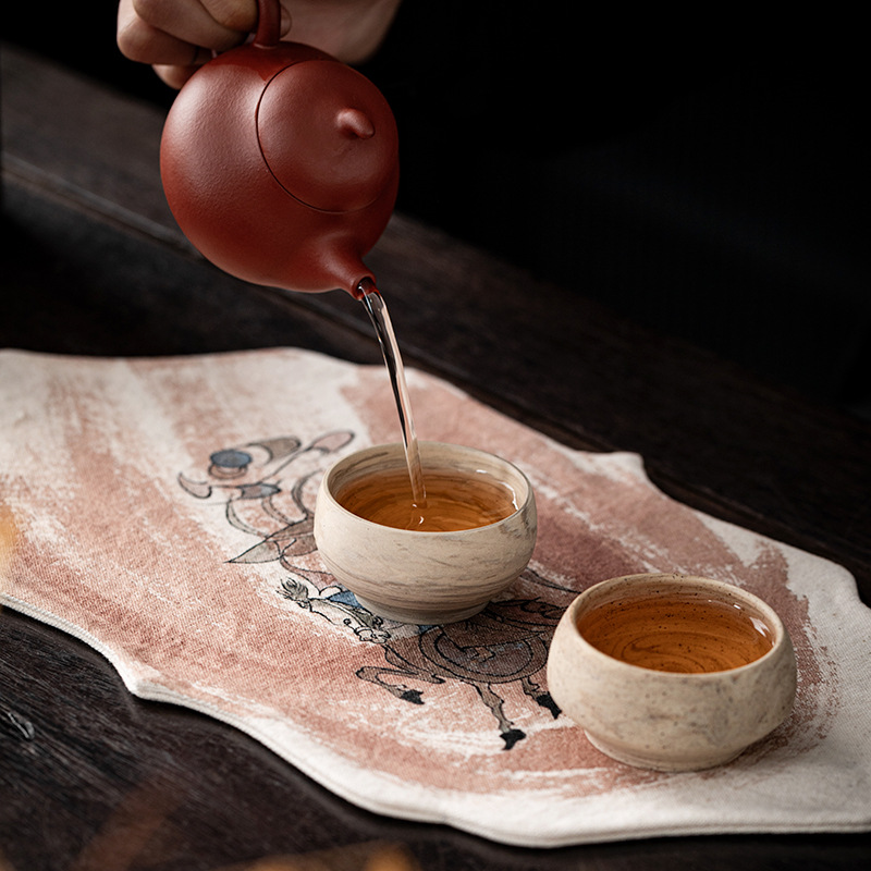 Hand Drawn Persimmon Dyed Zen  - đánh giá và giá Table Runner
